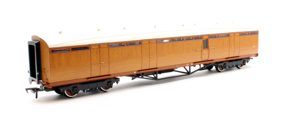 LNER Thompson Full Brake LNER Teak Effect  No.E15E