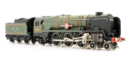 Pre-Owned BR Green 4-6-2 'Clan Line' 35028 Steam Locomotive