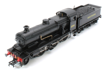 S4102-07 LB&SCR K Class 2-6-0 Southern Bulleid War Time Black No.2352 Steam Locomotive