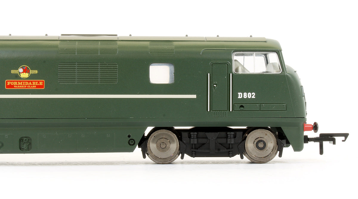 Pre-Owned R3068 RailRoad BR Green Class 42 Warship 'Formidable' D802 Diesel Locomotive