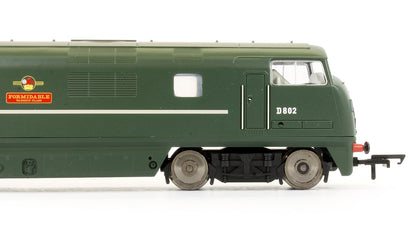 Pre-Owned R3068 RailRoad BR Green Class 42 Warship 'Formidable' D802 Diesel Locomotive