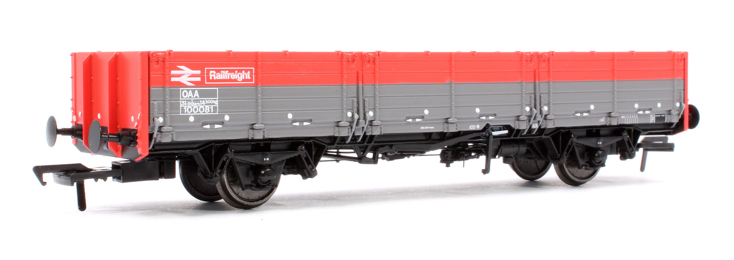 BR ‘Open AB’ OAA Wagon No. 100081, Railfreight red/grey (three red plank)