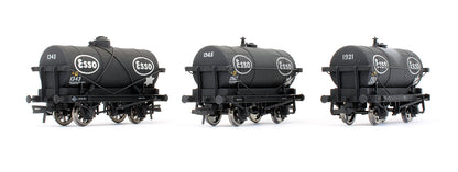 Pre-Owned Set Of 3 'Esso' Black 14 Ton Tank Wagons - Weathered
