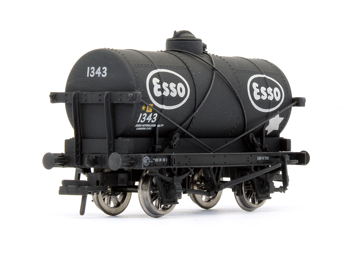 Pre-Owned Set Of 3 'Esso' Black 14 Ton Tank Wagons - Weathered