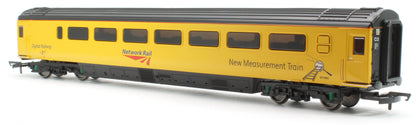 Pre-Owned R4911 Network Rail No. 977993 MK3 Coach