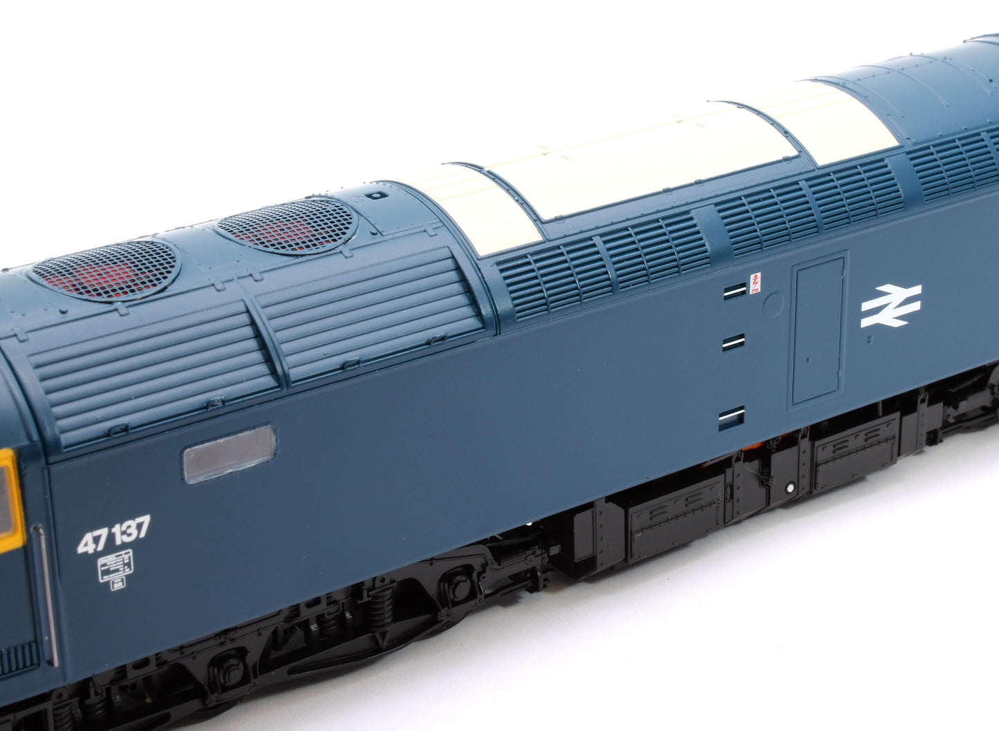 Class 47 137 BR Blue (glazed headcode panel) Diesel Locomotive