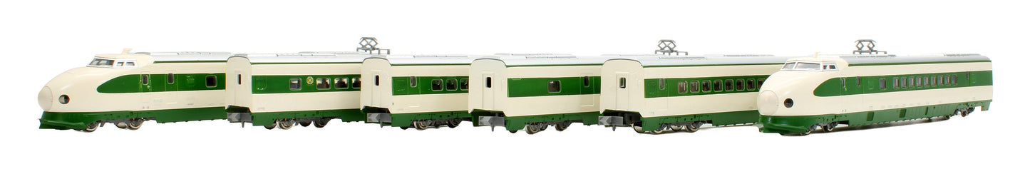 Pre-Owned 25113 Series 200 Shinkansen 6-Car Bullet Train Pack
