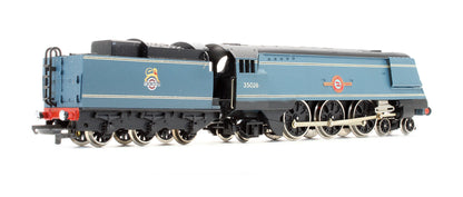 Pre-Owned BR Blue 4-6-2 Merchant Navy Class 'Lamport & Holt Line' 35026 Steam Locomotive