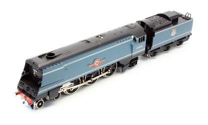 Pre-Owned BR Blue 4-6-2 Merchant Navy Class 'Lamport & Holt Line' 35026 Steam Locomotive