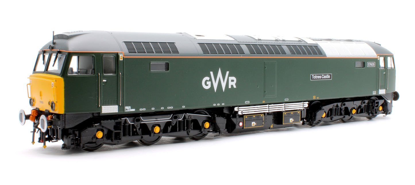 Class 57 GWR Green 57605 Totnes Castle Diesel Locomotive