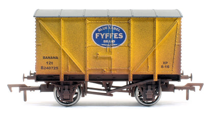 Pre-Owned Banana Van Fyffes Yellow B240725 Weathered