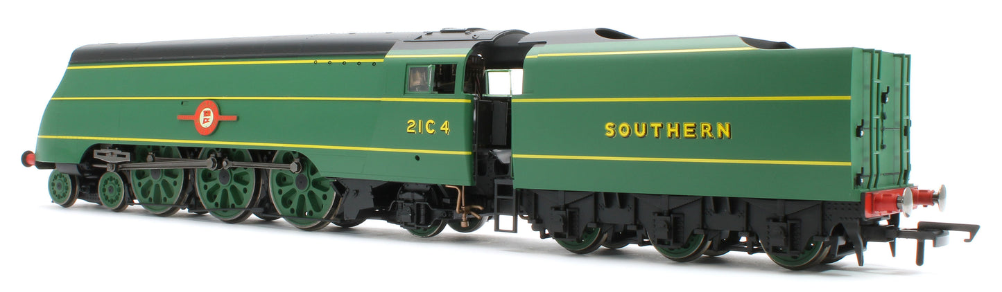R30560SS SR Merchant Navy Class Cunard White Star Line 21C4 Steam Locomotive - DCC Sound & Steam Generator