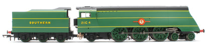 R30560SS SR Merchant Navy Class Cunard White Star Line 21C4 Steam Locomotive - DCC Sound & Steam Generator
