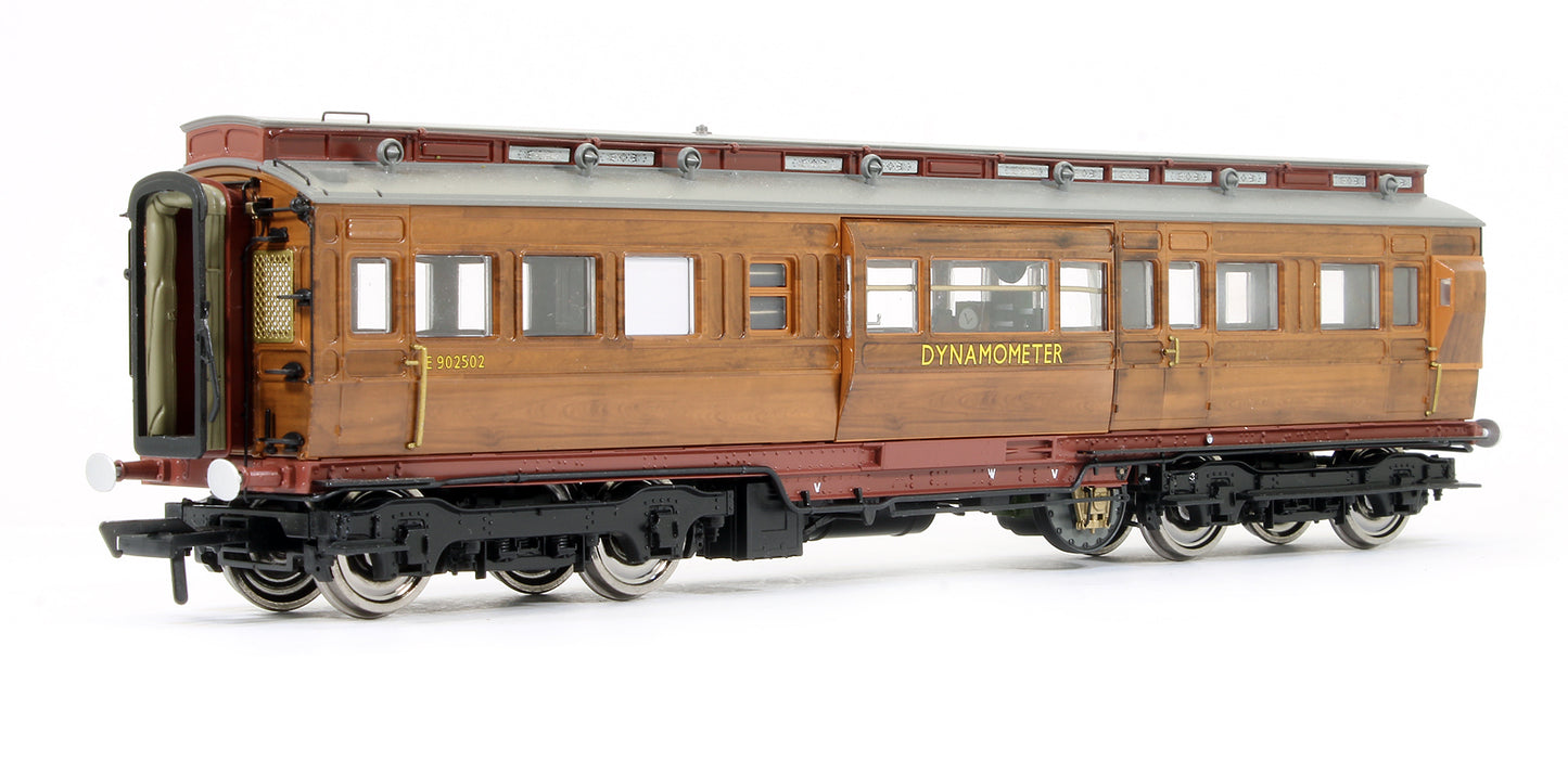 Pre-Owned LNER Dynamometer Car No. E905202 in British Railways faux teak finish with BR Gill Sans lettering