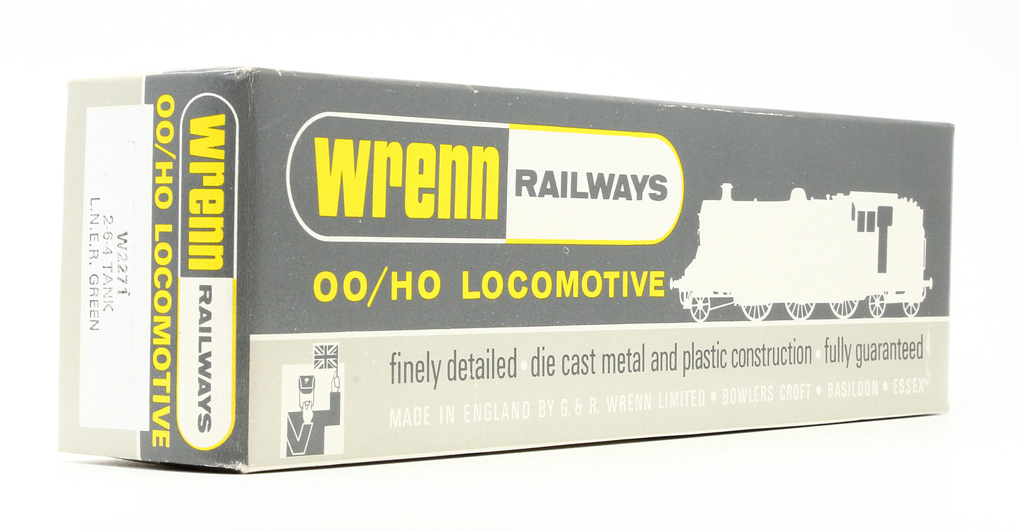 Pre-Owned LNER Lined Green 2-6-4 Tank '9025' Steam Locomotive