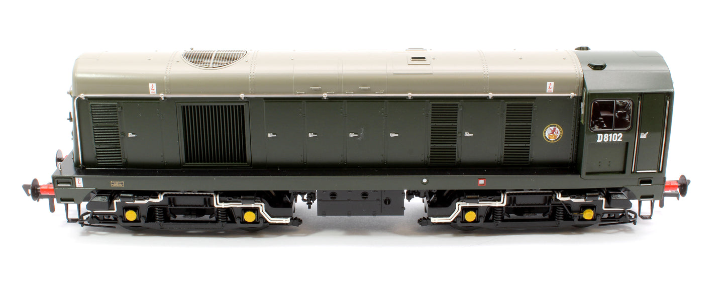 Class 20/0 Disc Headcode & Tablet Catcher D8102 BR Green (Roundel) Diesel Locomotive