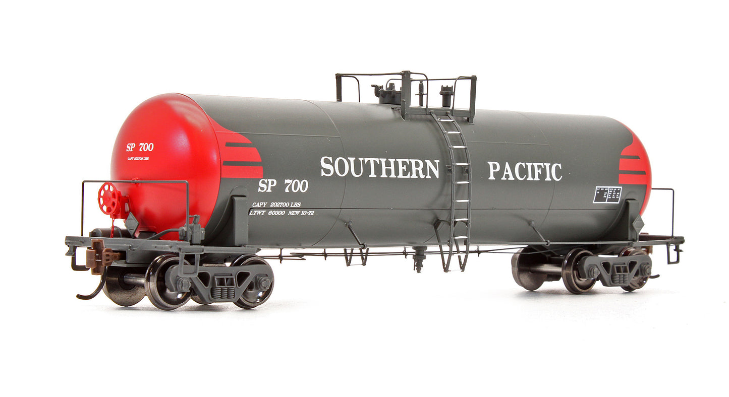 Pre-Owned ATH73936 Southern Pacific RTC 20k General Service Tank Car - Road #700