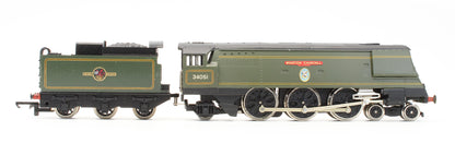 Pre-Owned BR Green 4-6-2 Streamlined Battle Of Britain Class 'Winston Churchill' 34051 Steam Locomotive