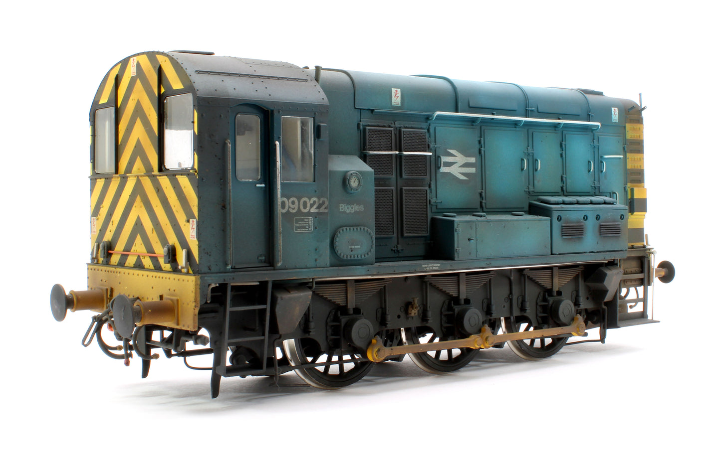 Class 09 022 BR Blue Diesel Shunter Locomotive - Heavily Weathered - DCC Sound