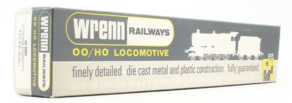 Pre-Owned BR Green 4-6-2 Streamlined Battle Of Britain Class 'Winston Churchill' 34051 Steam Locomotive