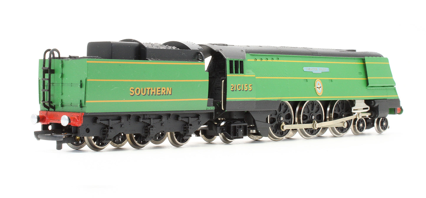 Pre-Owned SR Green 4-6-2 Streamlined Battle Of Britain Class 'Fighter Pilot' 2ICI55 Steam Locomotive