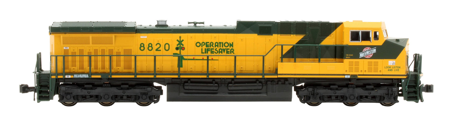 Pre-Owned 176-7036 GE AC4400CW Chicago & North Western '8820' Diesel Locomotive