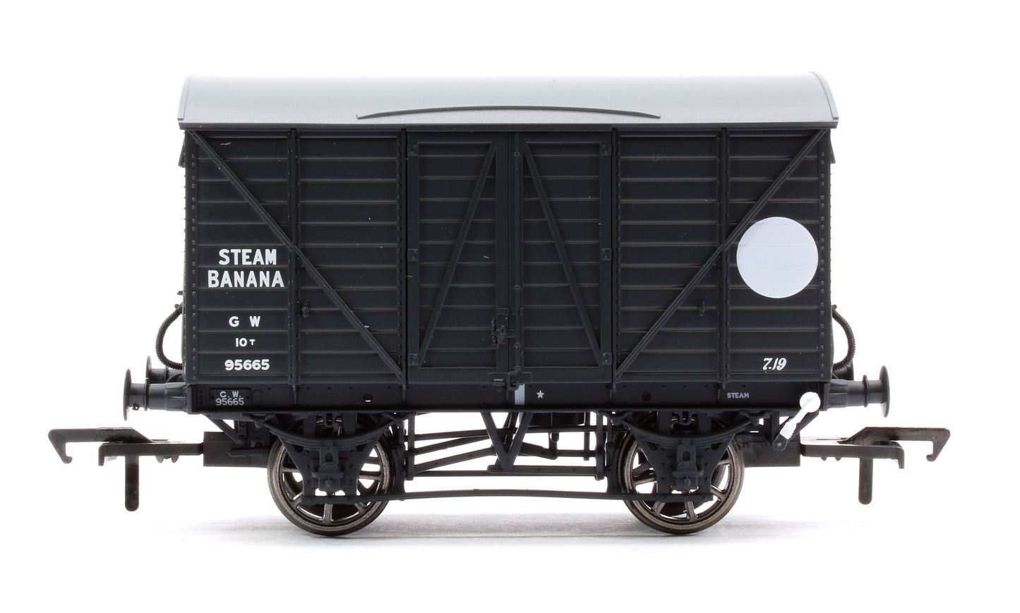 GWR Banana Van (Diagram Y4) van No. 95665, GWR grey (post 1942 livery)