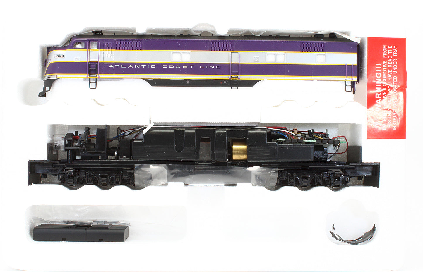 Pre-Owned E7 Diesel Locomotive Atlantic Coast Line A Unit W/Mars Light - Road #529