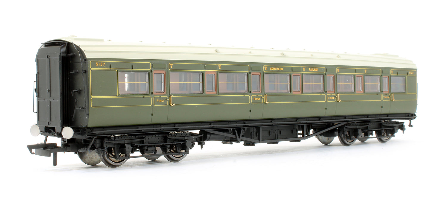 Pre-Owned R4299E SR Maunsell Composite Coach '5137'