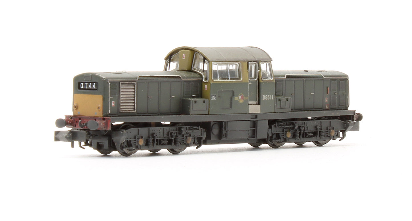 Pre-Owned E84508 Class 17 D8511 BR Green (Small Yellow Panels) Diesel Locomotive - Weathered