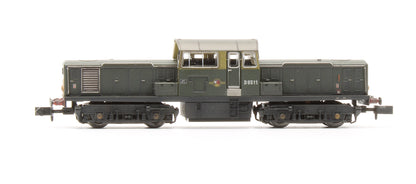 Pre-Owned E84508 Class 17 D8511 BR Green (Small Yellow Panels) Diesel Locomotive - Weathered