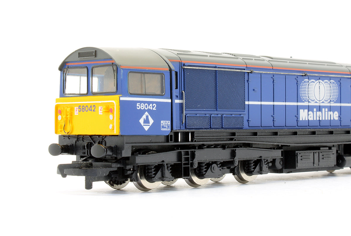 Pre-Owned Mainline Blue Class 58042 'Petrolea' Diesel Locomotive