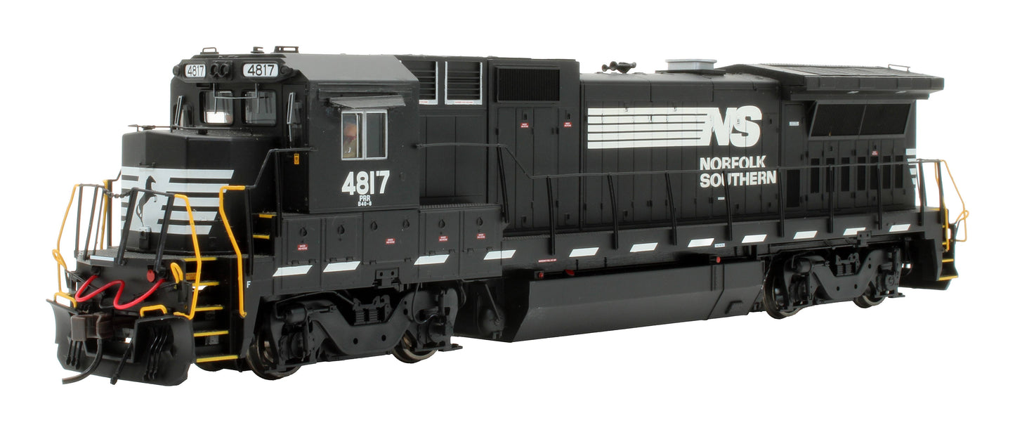 Pre-Owned 9811 GE Dash 8-40B Norfolk Southern '4817' Diesel Locomotive - DCC Sound