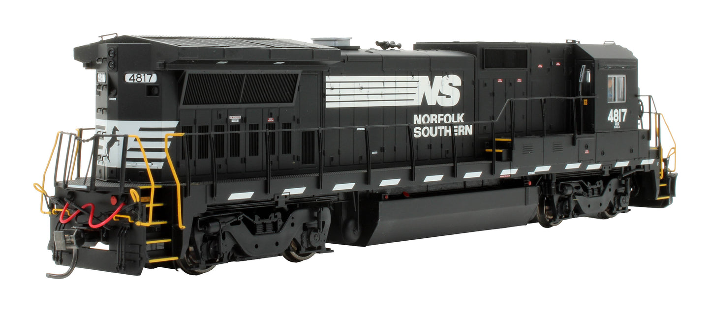 Pre-Owned 9811 GE Dash 8-40B Norfolk Southern '4817' Diesel Locomotive - DCC Sound