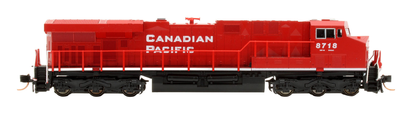 Pre-Owned 176-8904 GE ES44AC Canadian Pacific '8718' Diesel Locomotive
