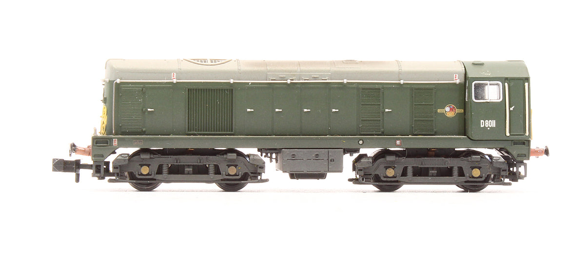 Pre-Owned 371-033 Class 20 D8011 BR Green Diesel Locomotive - Weathered