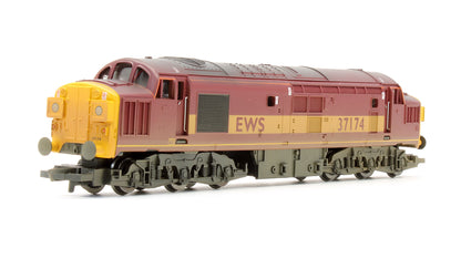 Pre-Owned R2255A Set Of 2 EWS Class 37 Diesel Locomotives Powered & Dummy (Weathered)