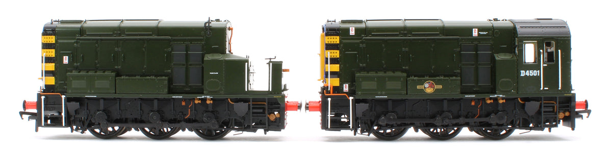 35-945-D4501 Bespoke Class 13 D4501 BR Green (Wasp Stripes) Diesel Locomotive - Renumbered