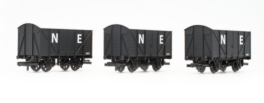 Pre-Owned RailRoad Set Of 3 GWR Box Vans