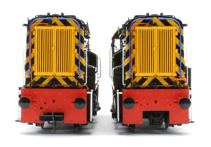 35-945-D4501 Bespoke Class 13 D4501 BR Green (Wasp Stripes) Diesel Locomotive - Renumbered