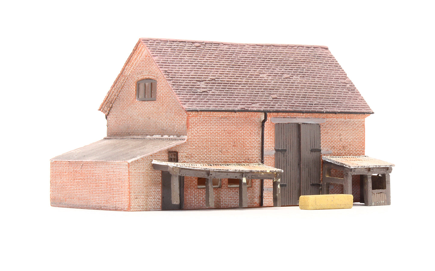 Pre-Owned 42-104 Red Brick Hay Barn
