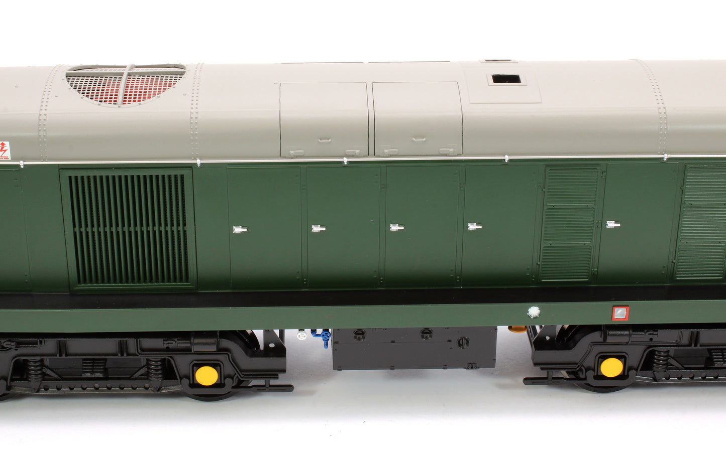 Class 20 BR Green SYP D8132 (Centre Headcode) Diesel Locomotive