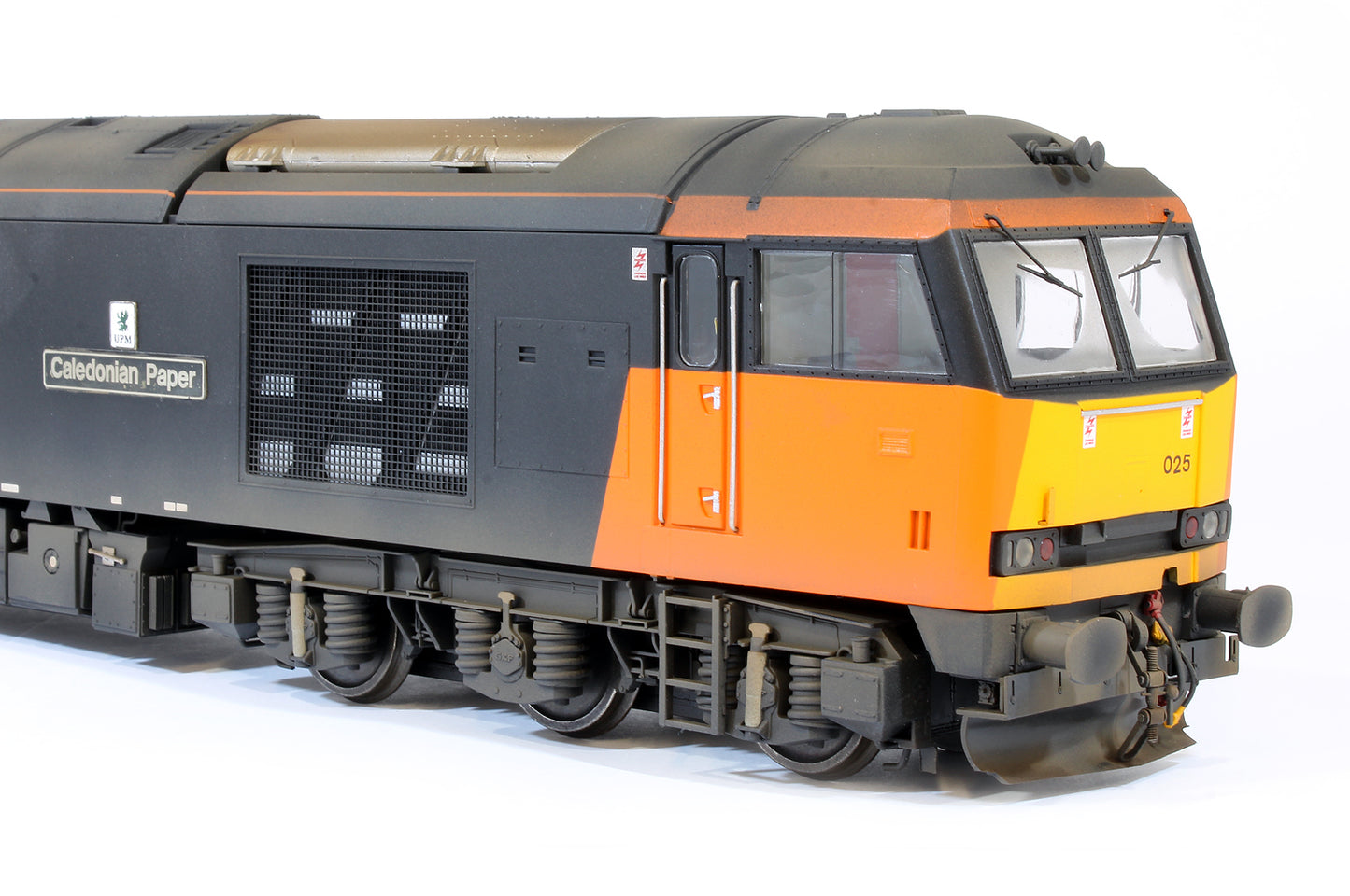 Pre-Owned Class 60025 'Caledonian Paper' Load Haul Diesel Locomotive