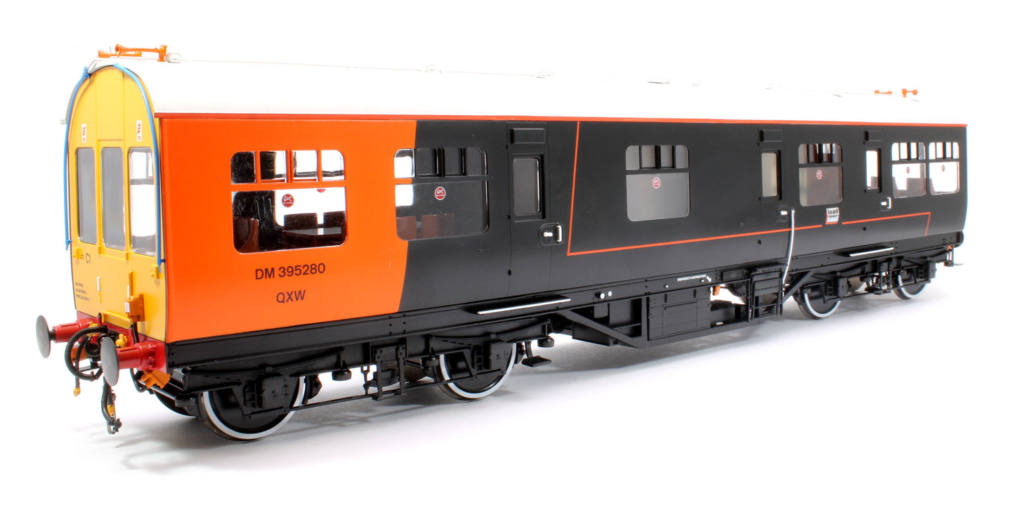 50ft Inspection Saloon Loadhaul Black/Orange