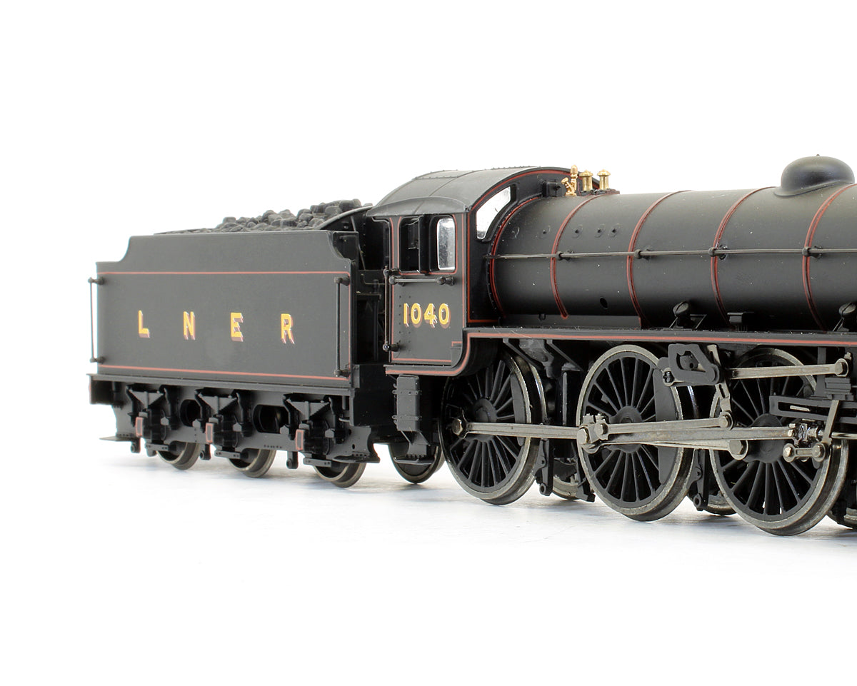 Pre-Owned B1 'Roedeer' 1040 LNER Lined Black (W/O Generator) Steam Locomotive