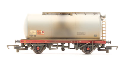 Pre-Owned R6396 TTA Tank Wagon Esso '56085' - Weathered