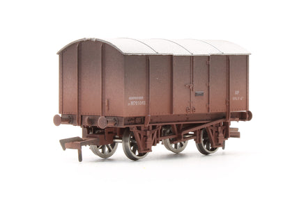 Pre-Owned 4F-013-010 BR Gunpowder Van No.701048 - Weathered