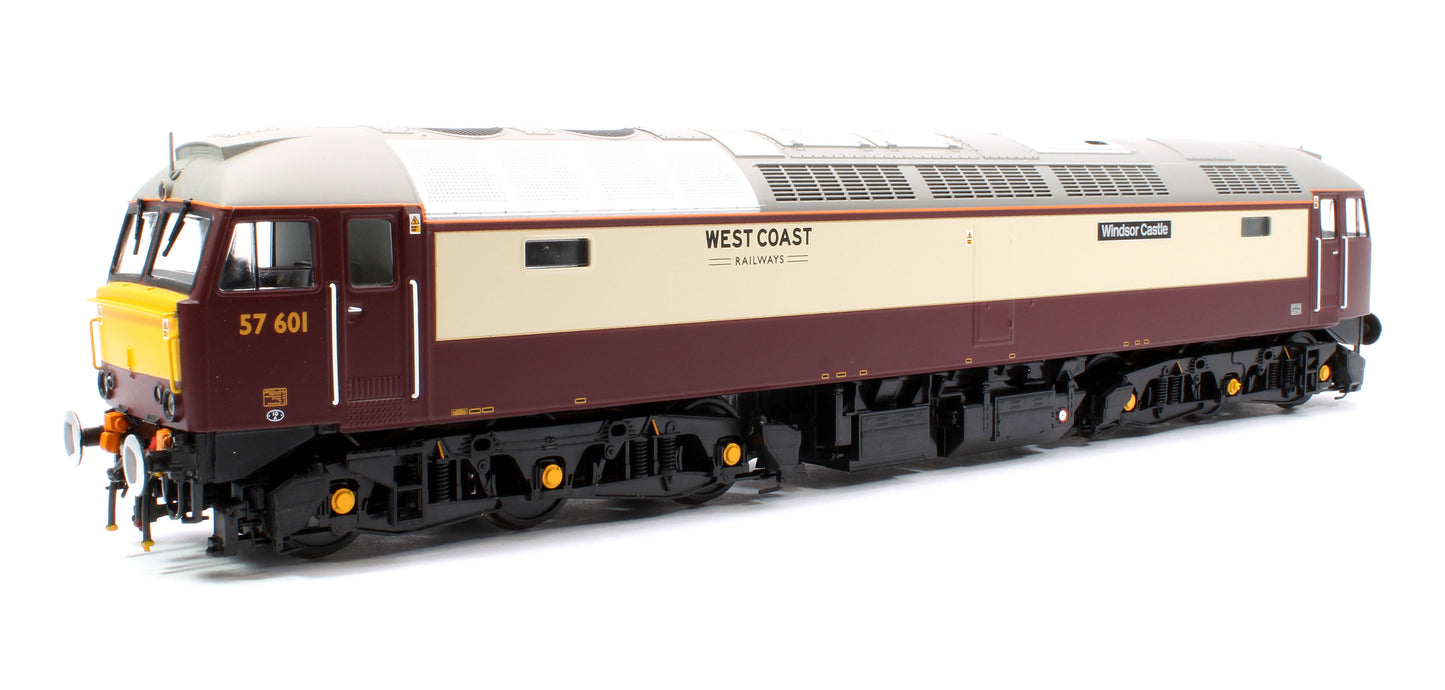 Class 57 Northern Belle Maroon/Cream 57601 Windsor Castle Diesel Locomotive