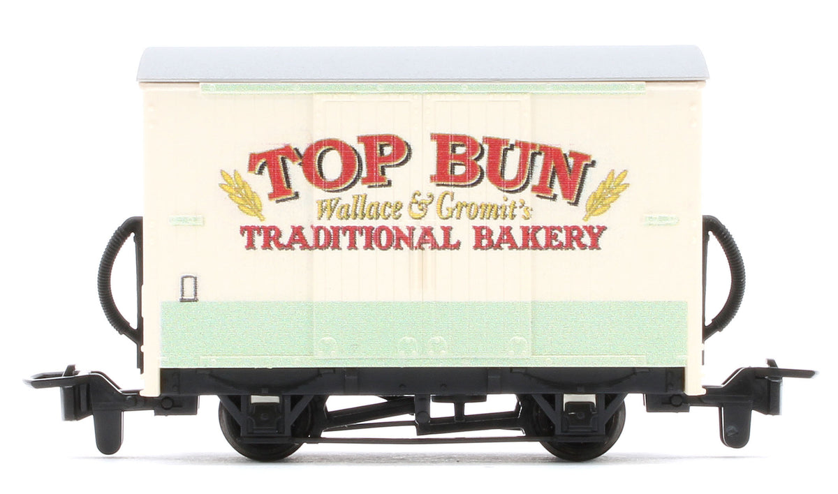 GRAA004 OO9 Box Van Wallace & Gromit Top Bun