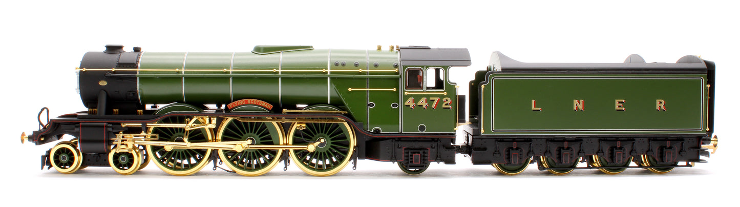 Hornby Dublo LNER A3 Class 4-6-2 4472 1963 Alan Pegler Gold Plated Limited Edition Steam Locomotive